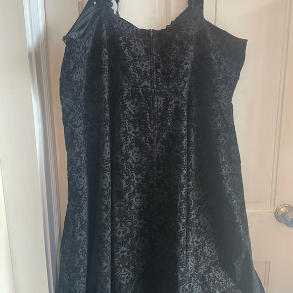 New with tags! Disney Nightmare before Christmas dress. PLUS size. Sexy, goth - Picture 2 of 11